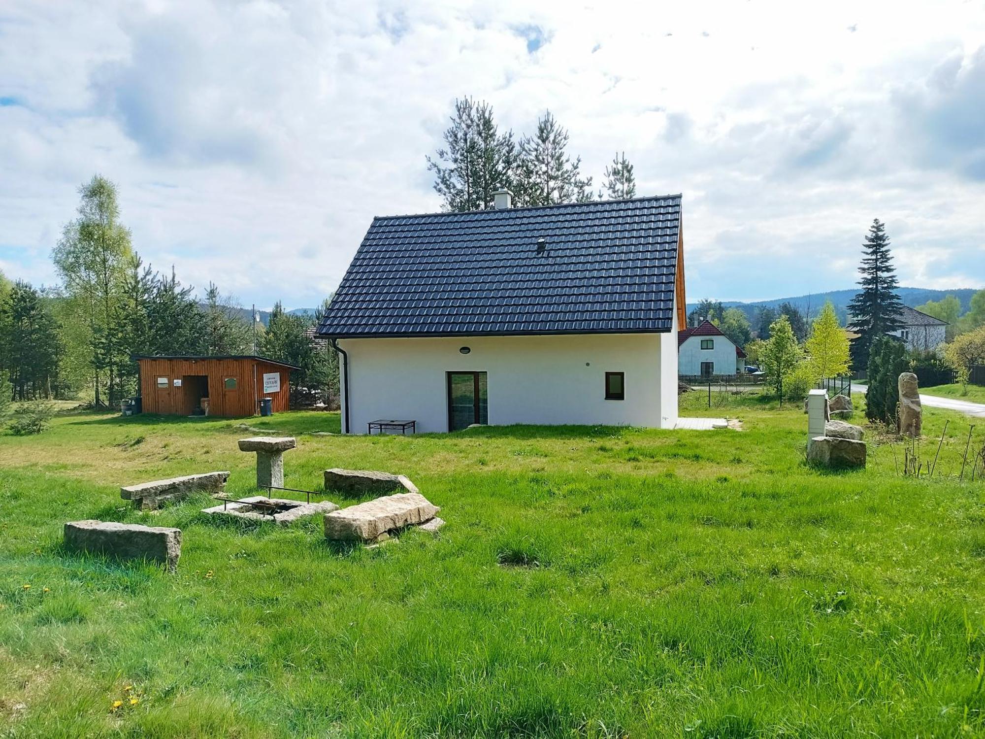 Klidna Lokalita Na Kraji Lesa, Cely Dum S Uschovnu Kol Villa Nová Bystřice Dış mekan fotoğraf